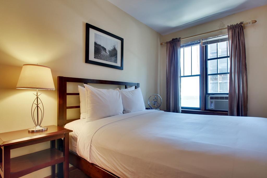 Dewitt Hotel And Suites Chicago Rum bild