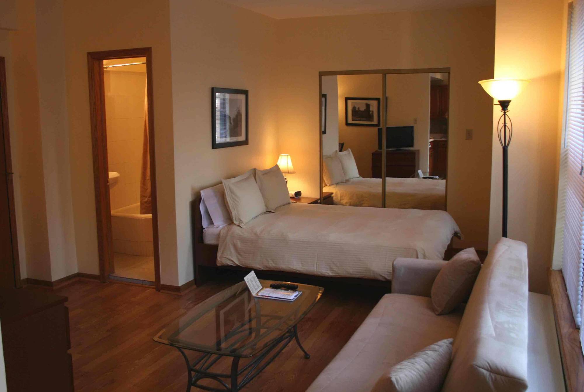 Dewitt Hotel And Suites Chicago Rum bild