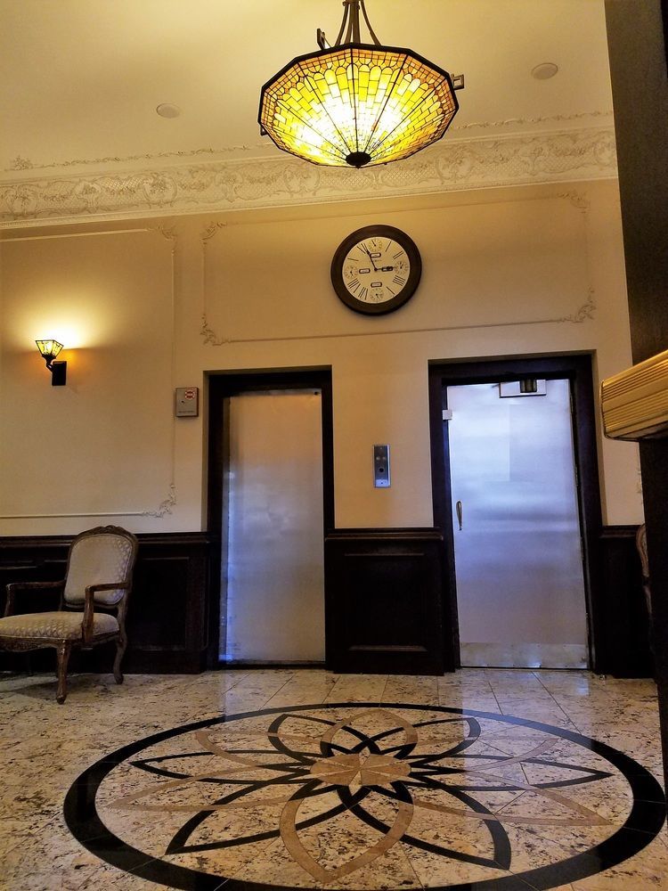 Dewitt Hotel And Suites Chicago Exteriör bild